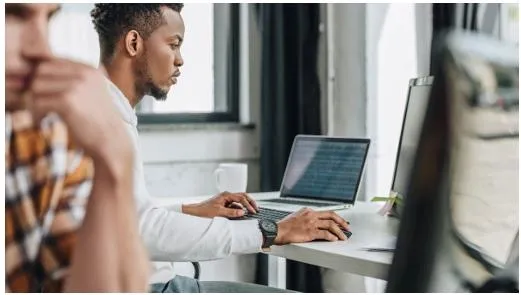 Are help desk and IT support the same?