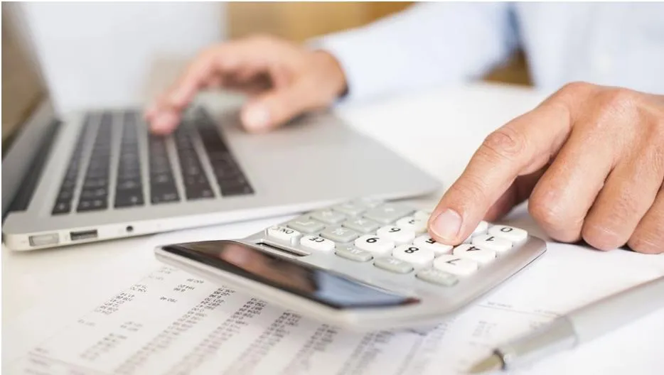 How much does Microsoft 365 cost for business?