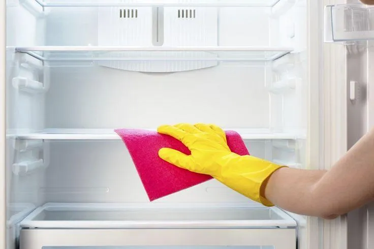 Rengöring av kyl och frys – ABA Städ i Norrköping och Linköping tar bort smuts, bakterier och isbildning för fräsch och hygienisk matförvaring.
