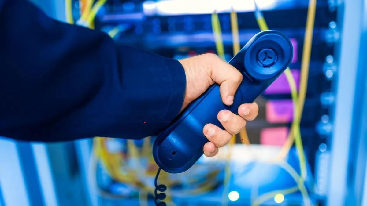 VoIP vs. traditional phone lines