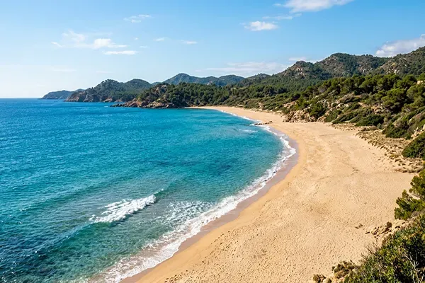 Entspannter Urlaub an der Costa Dorada: Sonne, Strand und Wellness