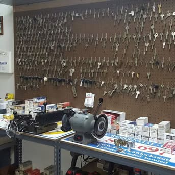 Commercial Locksmith Services DeKalb, IL