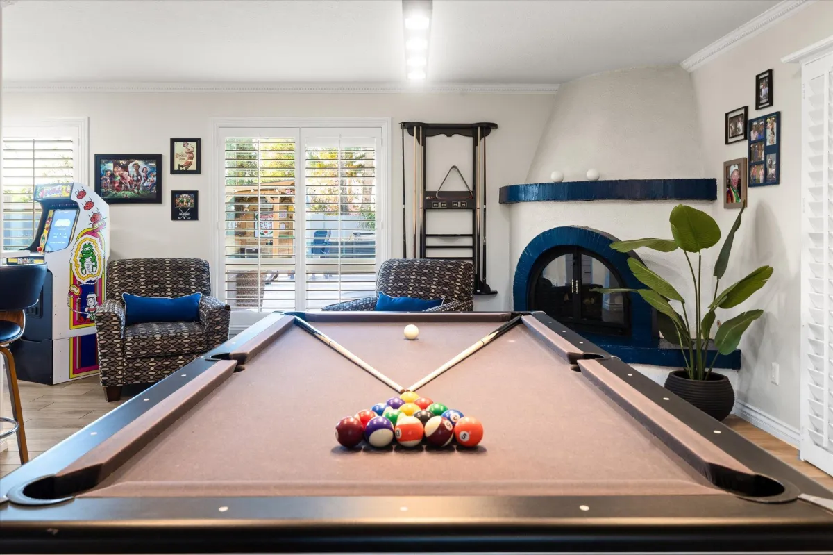 Spacious living room with vaulted ceilings and modern furnishings