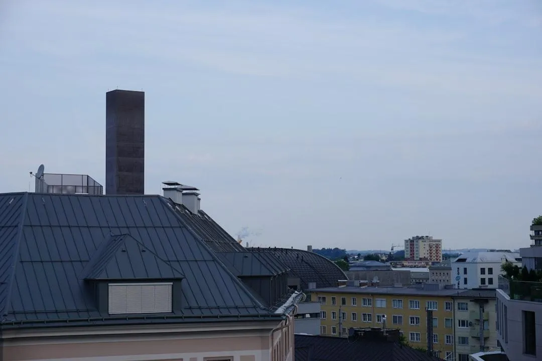 Metal & Flat Roofing