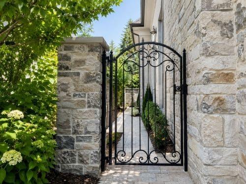 Side Gate Installing in Miami