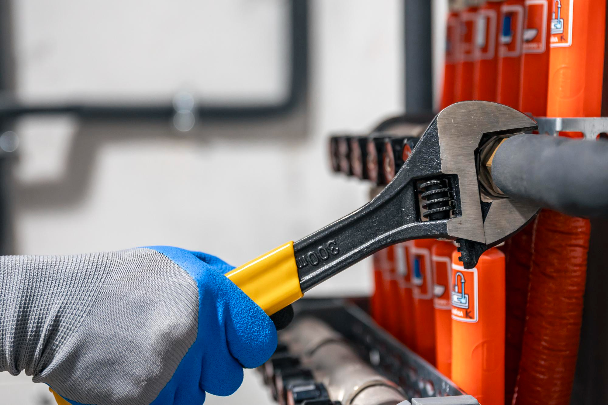Drain cleaning in 