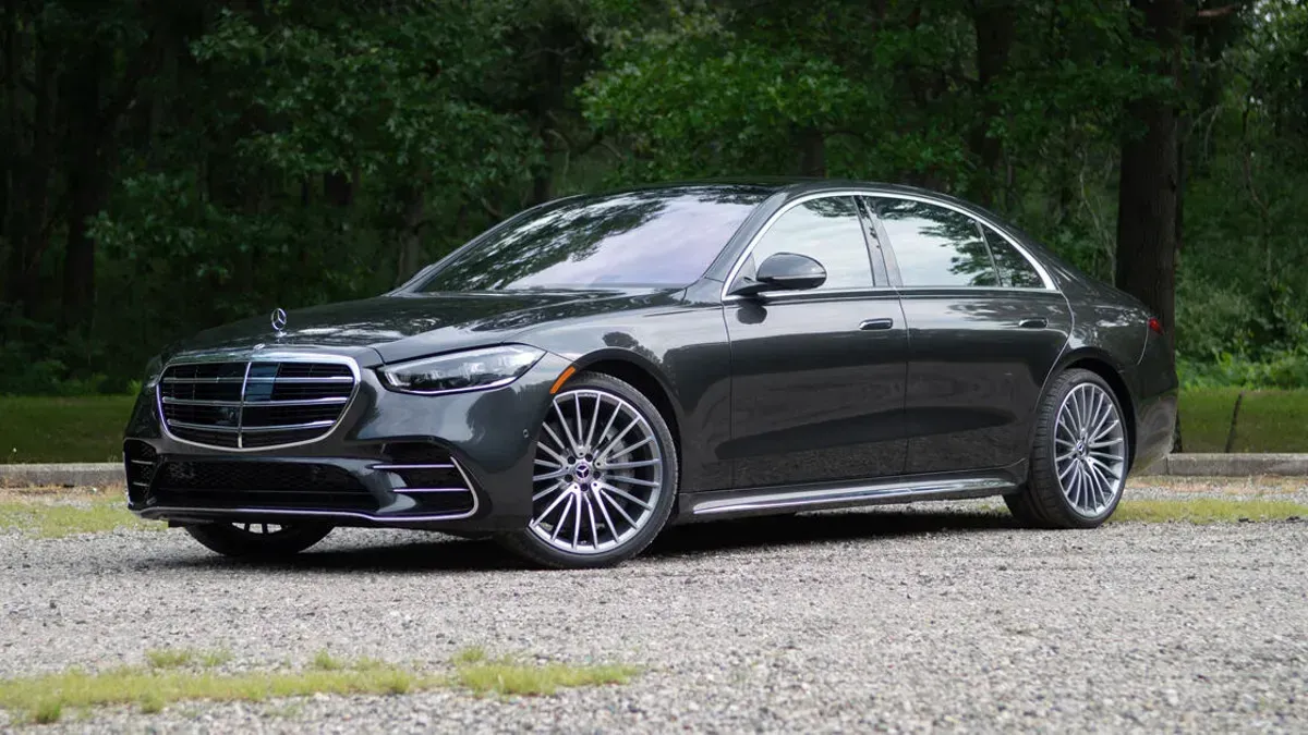 Mercedes-Benz S580 Luxury Sedan
