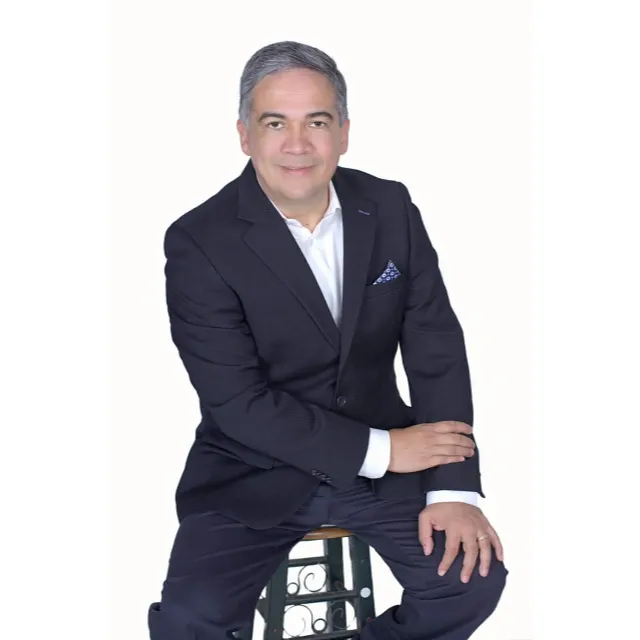 Retrato de Luis Zelaya, fundador de Amor a Cuentas