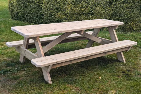 Building custom garden furniture and sheds