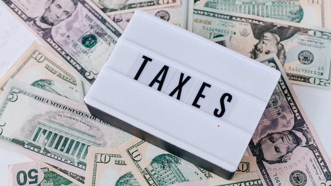 filing taxes as expat