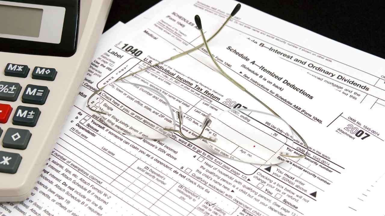 standard and itemized tax deductions