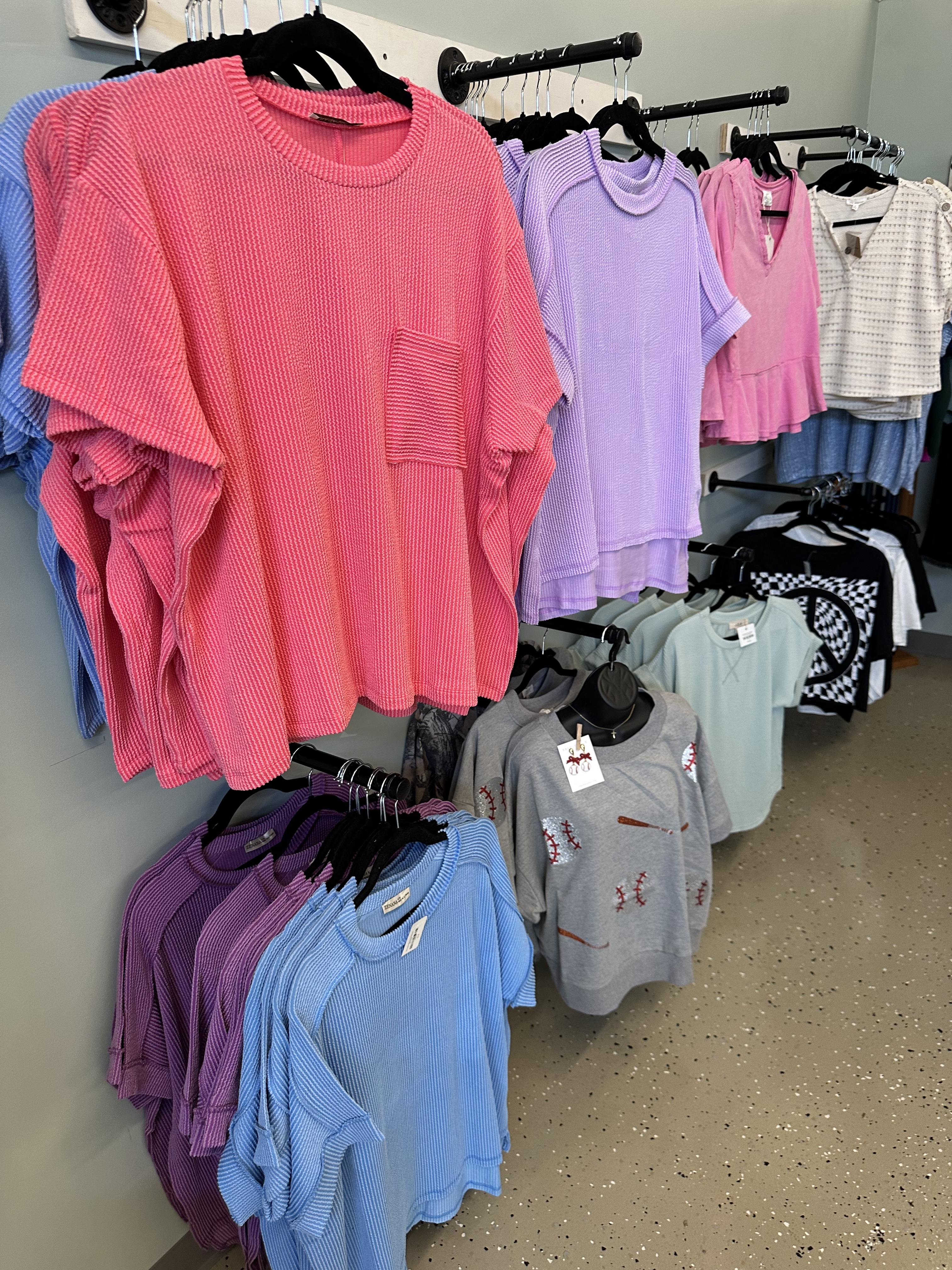 Womens Shirts, comfy clothes, womens fashion, boutique near me