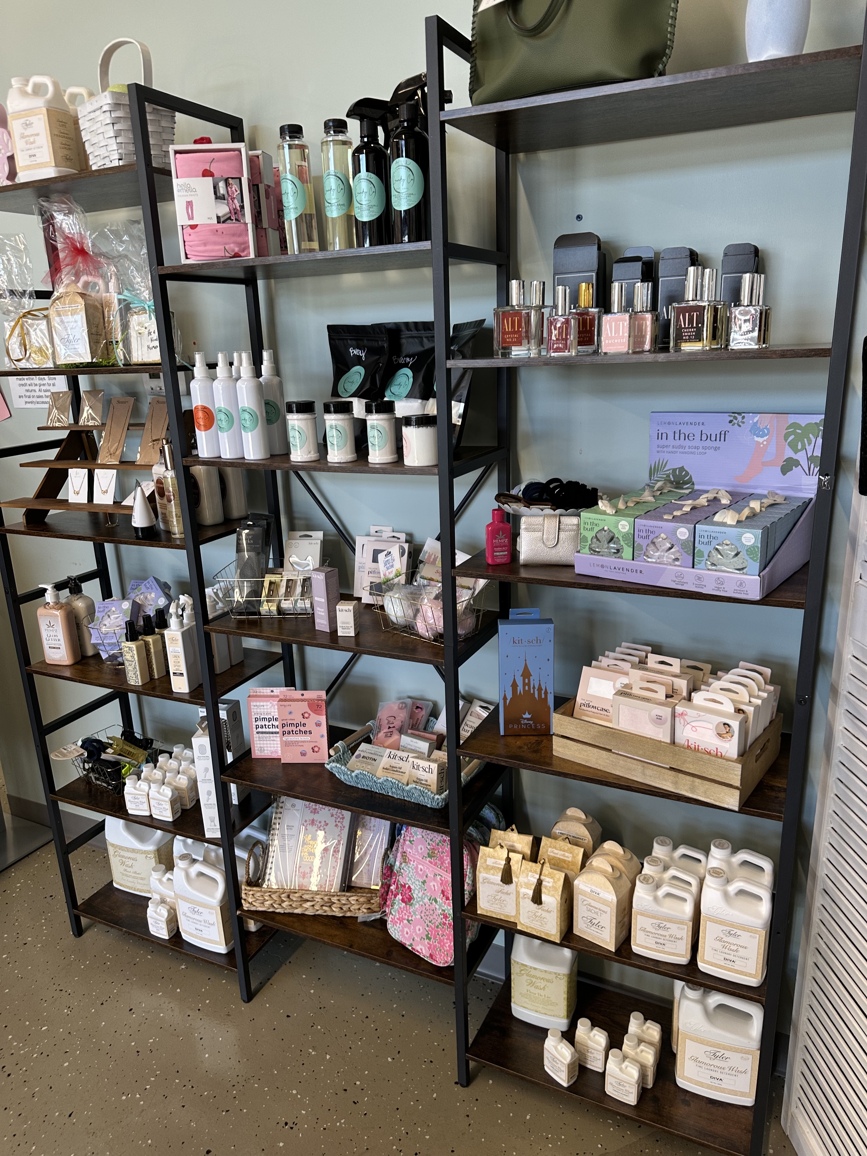 body spray, nail polish, women fragrances, gifts, Crystal Springs MS