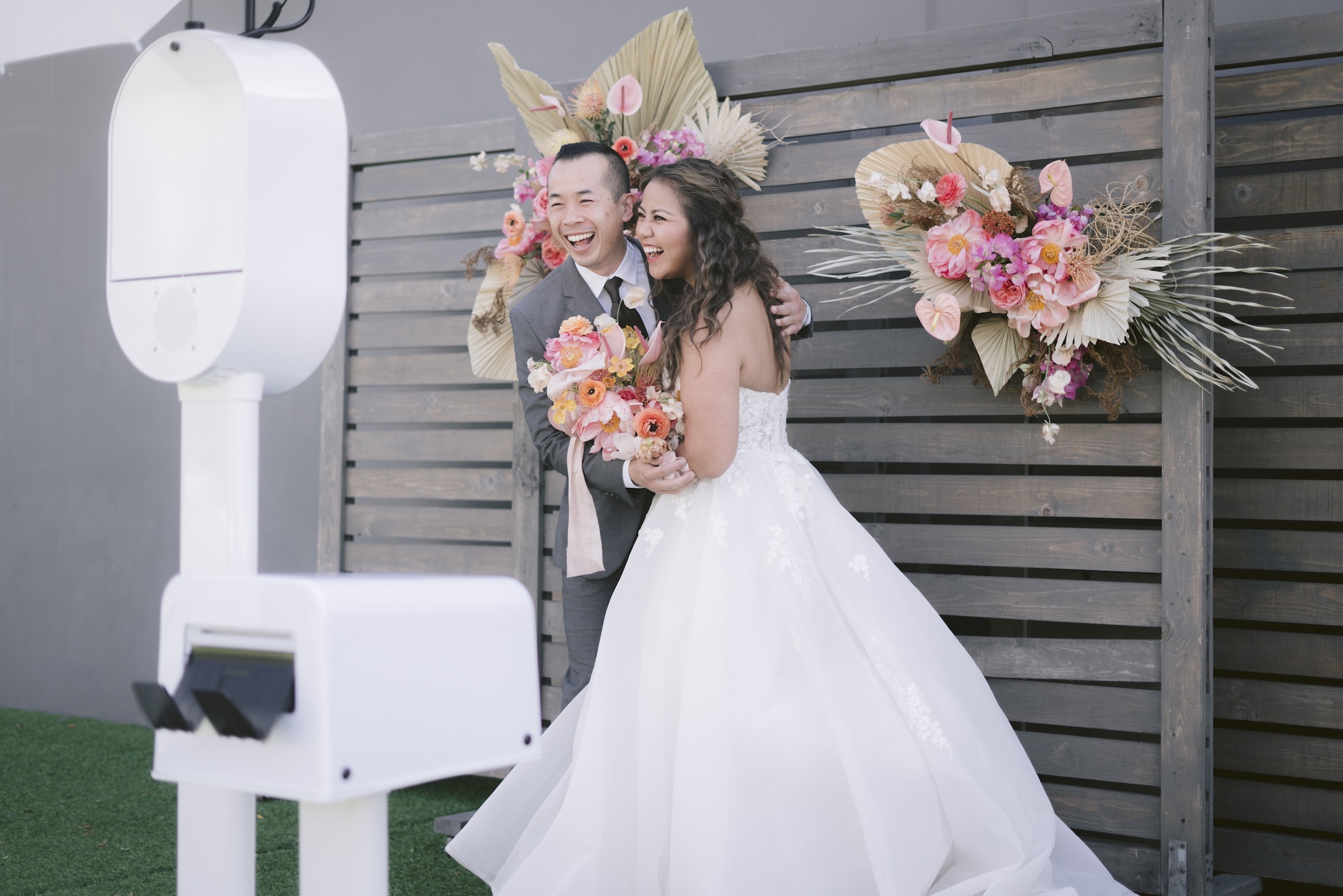 Photo Booth Rental Orlando by Sunshine Snap Photo Booth