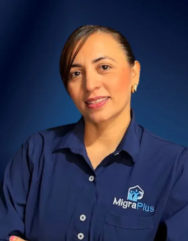 Kelly Martinez, Agente Comercial de MigraPlus