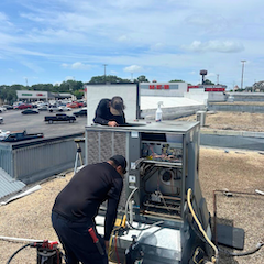 Ductman AC team providing 24/7 emergency HVAC repair in New Braunfels and San Antonio, TX