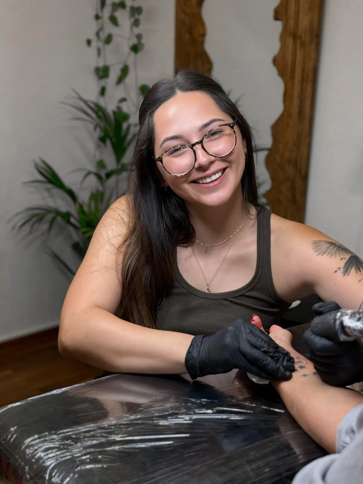 red white and black no smoking sign