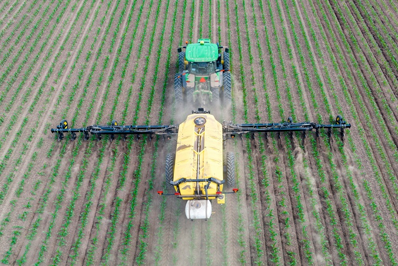 Oil And Fertilizer Prices May Soon Have Ripple Effects On These 3 Commodities Stocks