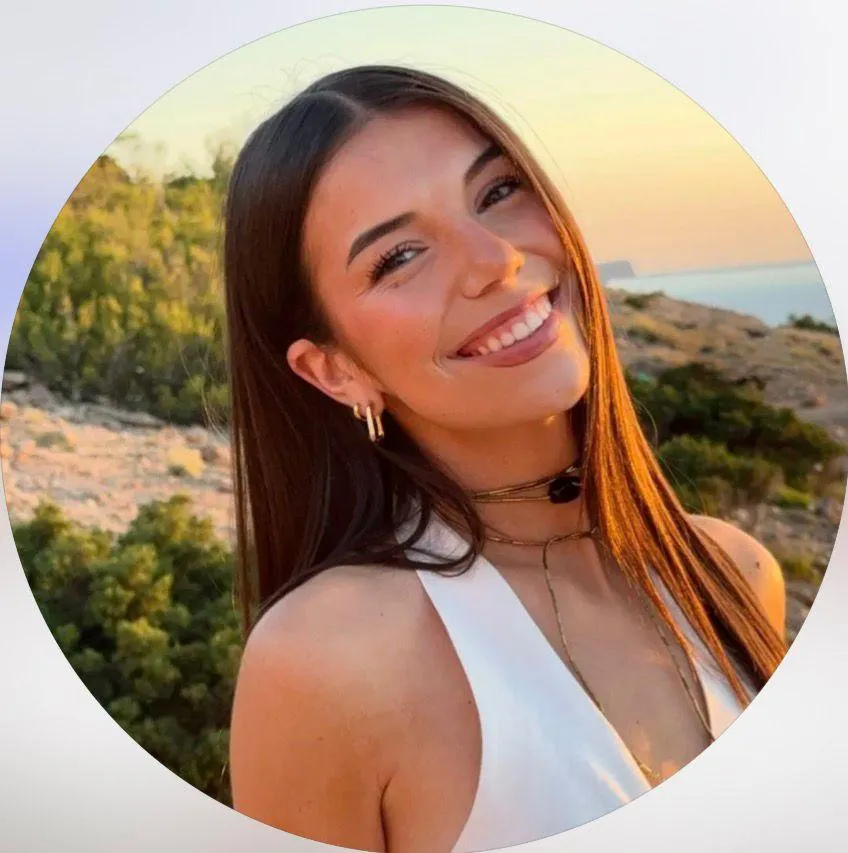 Elena R. Avatar