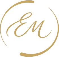 Elvia María Logo