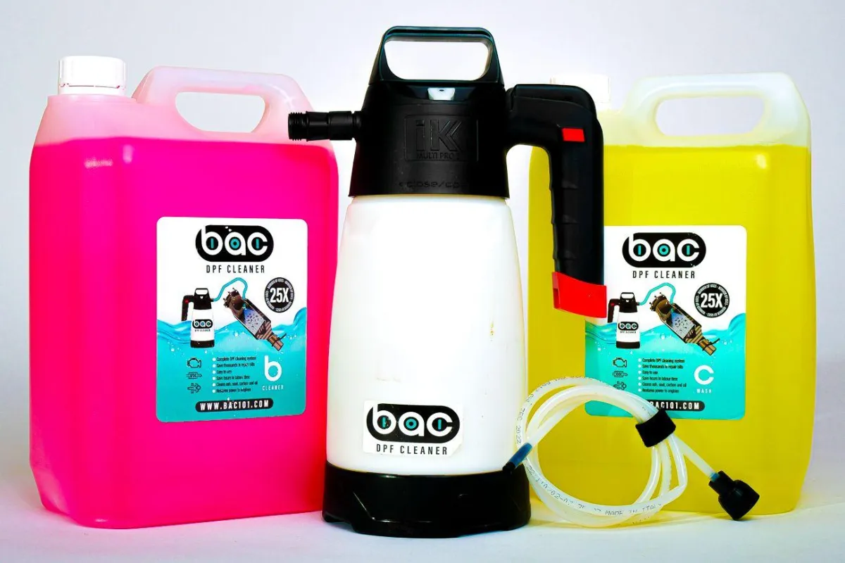 BAC101 DPF chemical cleaning and hydrogen carbon cleaning service in dealership service bay