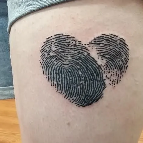 thumbprint heart tattoo, finger print heart tattoo, Las Vegas