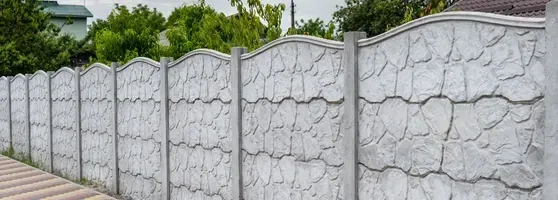 Concrete and Masonry Fence Washing