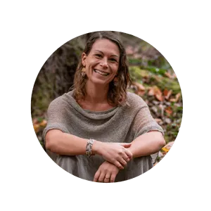 Headshot of Kristy Crippen in a white shirt and dark blazer, Founder of Collaborative Partners