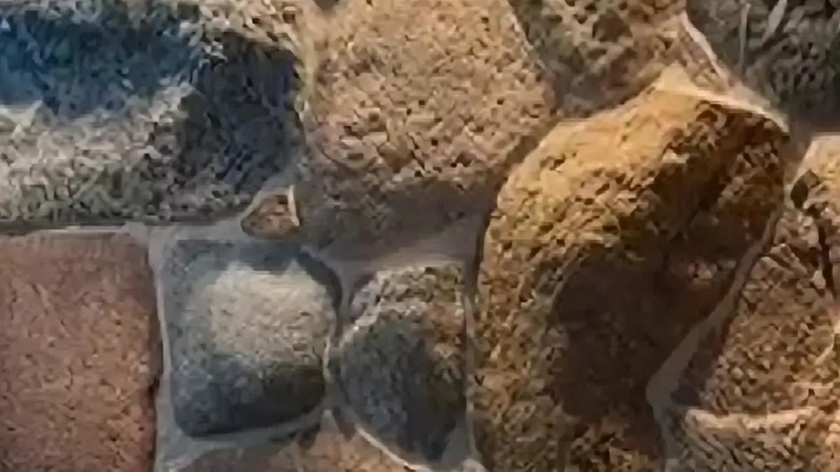 Kivikaru lauaplaat maakivist