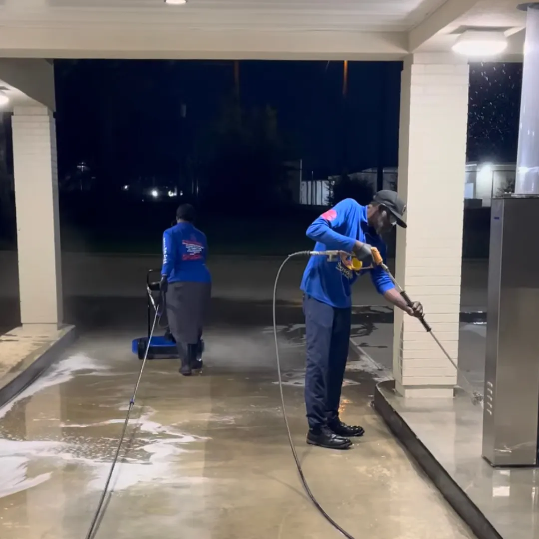 Commercial pressure washing  Little Rock Akansas