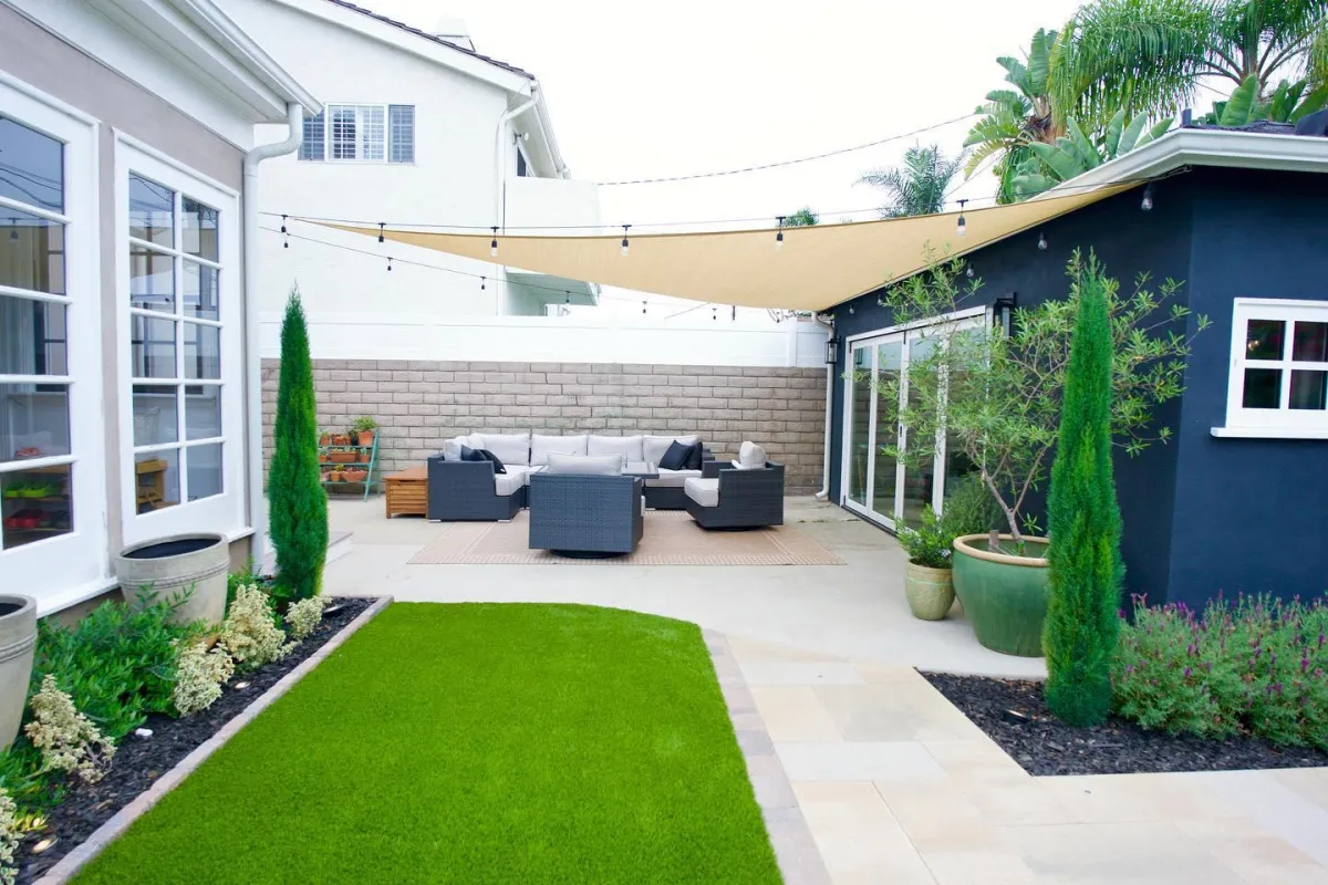 brown concrete building during daytime