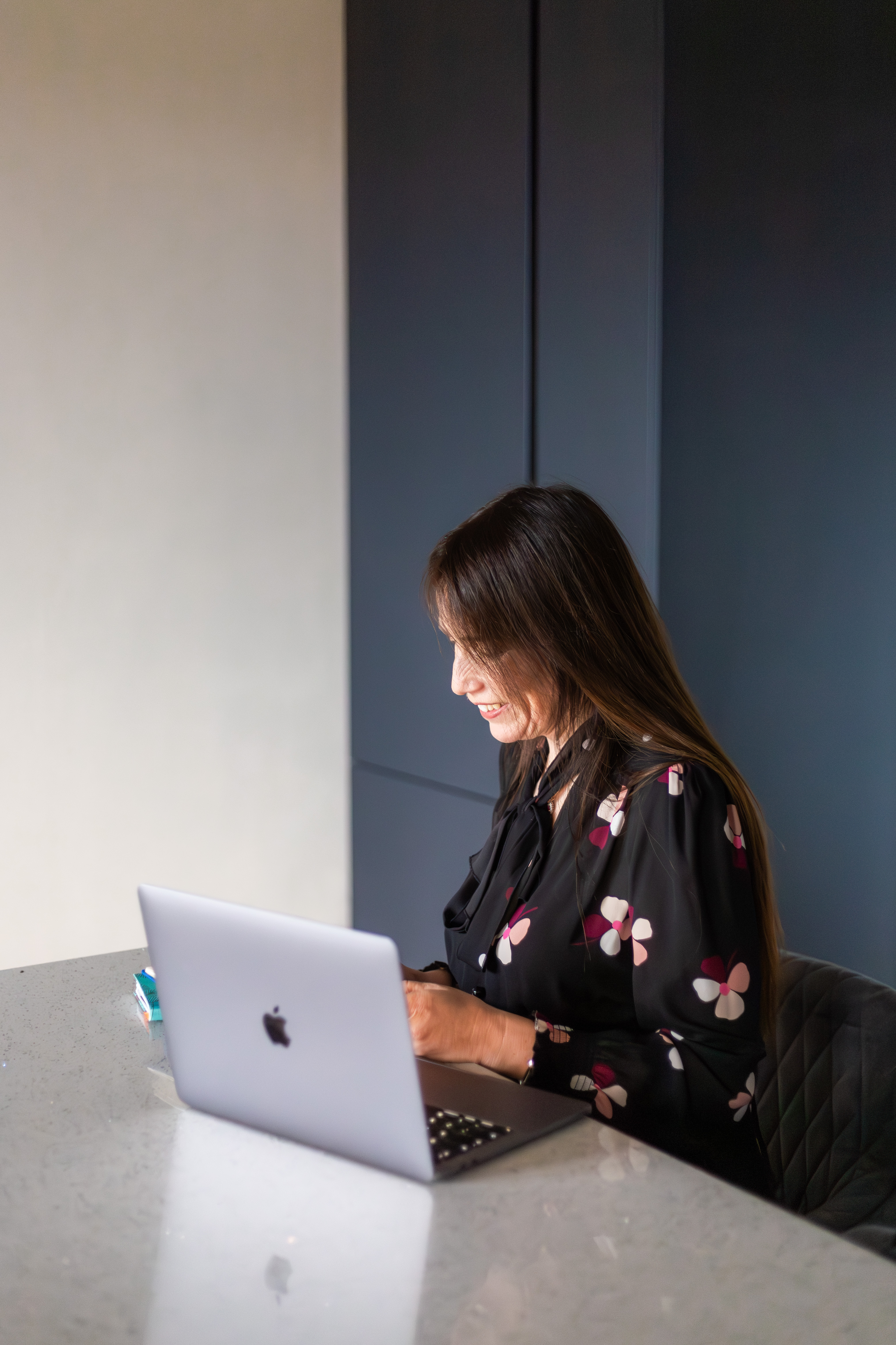 The Myth of the 'Blank Slate': Why Lived Experience is a Coach’s Superpower (and When Mentoring is the Missing Link).