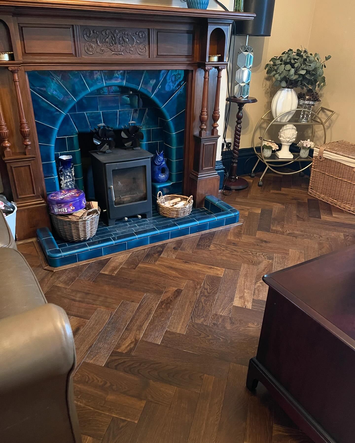 Modern living room with engineered wood flooring installed by Jacks Interiors