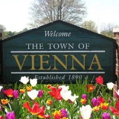 Town of Vienna VA sign