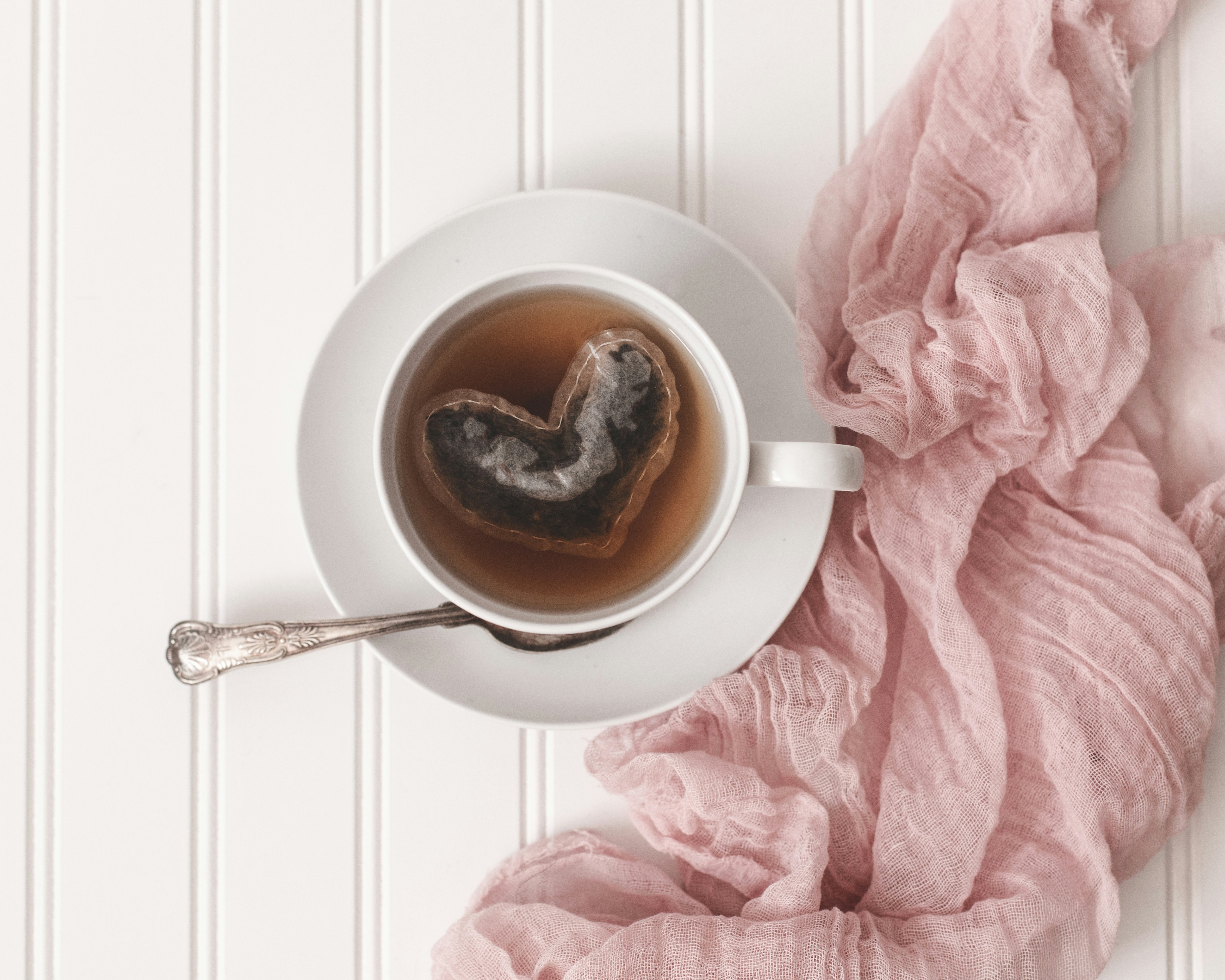 A quiet moment of calm for a midlife mum — Mindful Tea Break®