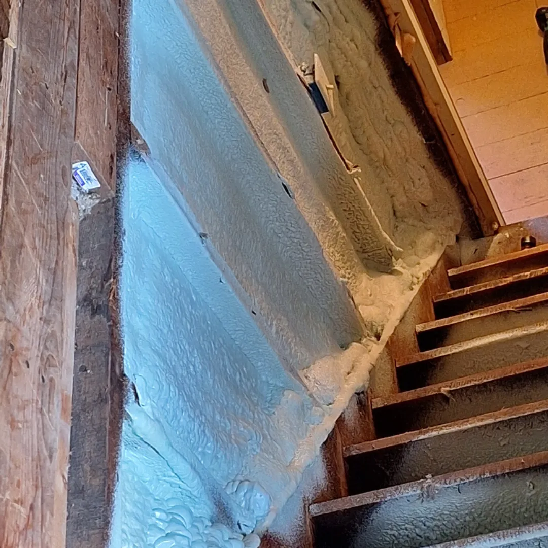 picture of wall with spray foam insulation