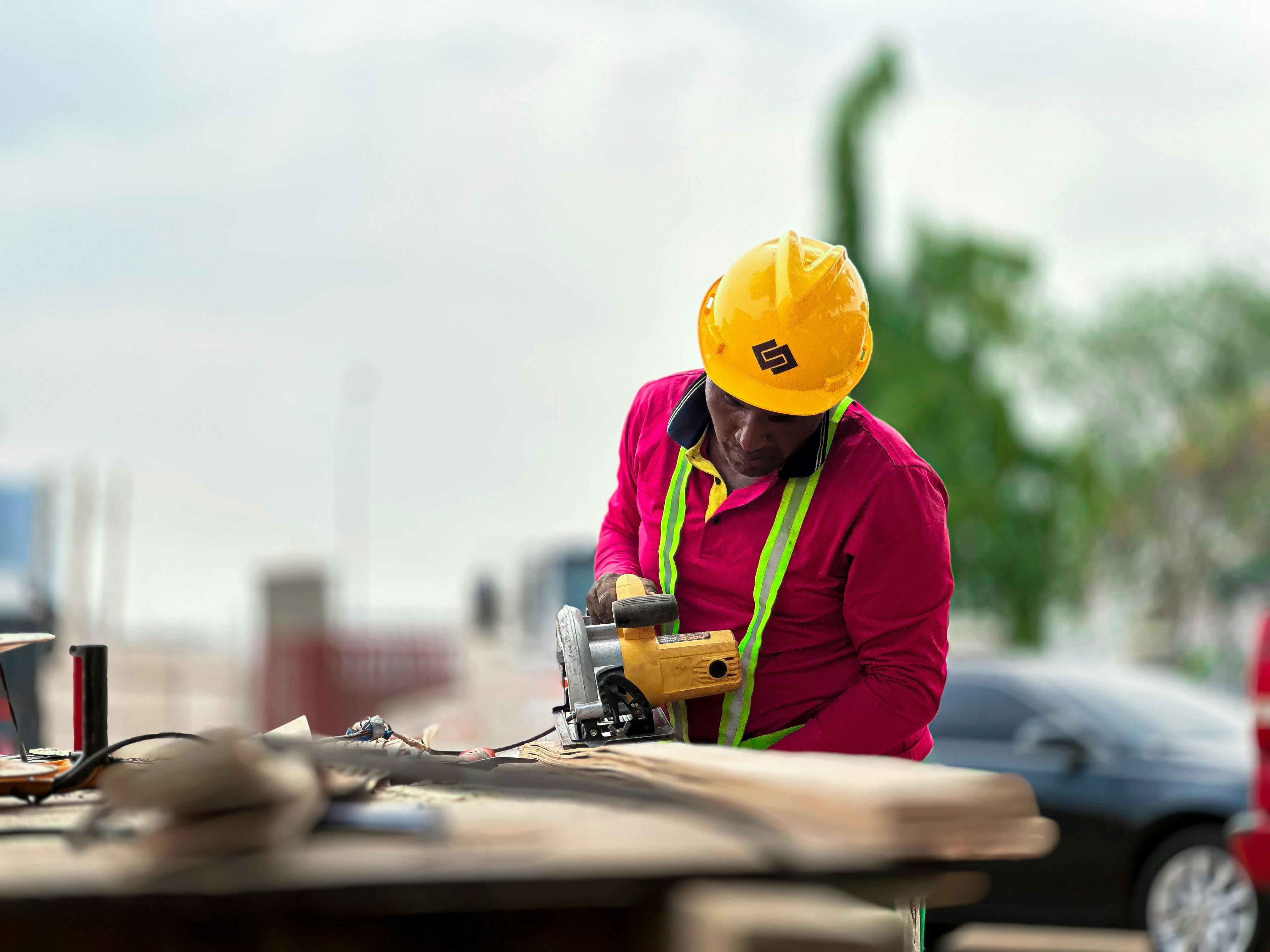 What Homeowners Actually Look For Before Hiring A Contractor