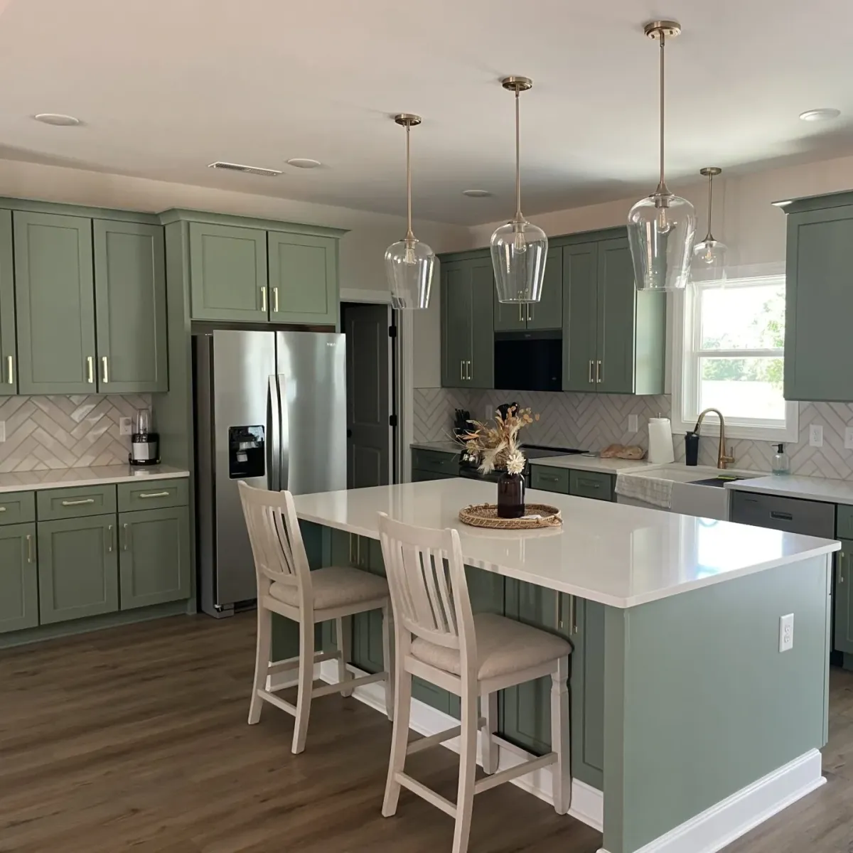 Finished modern kitchen cabinet installation in Vista California with sleek wood finishes, seamless joints, and polished hardware
