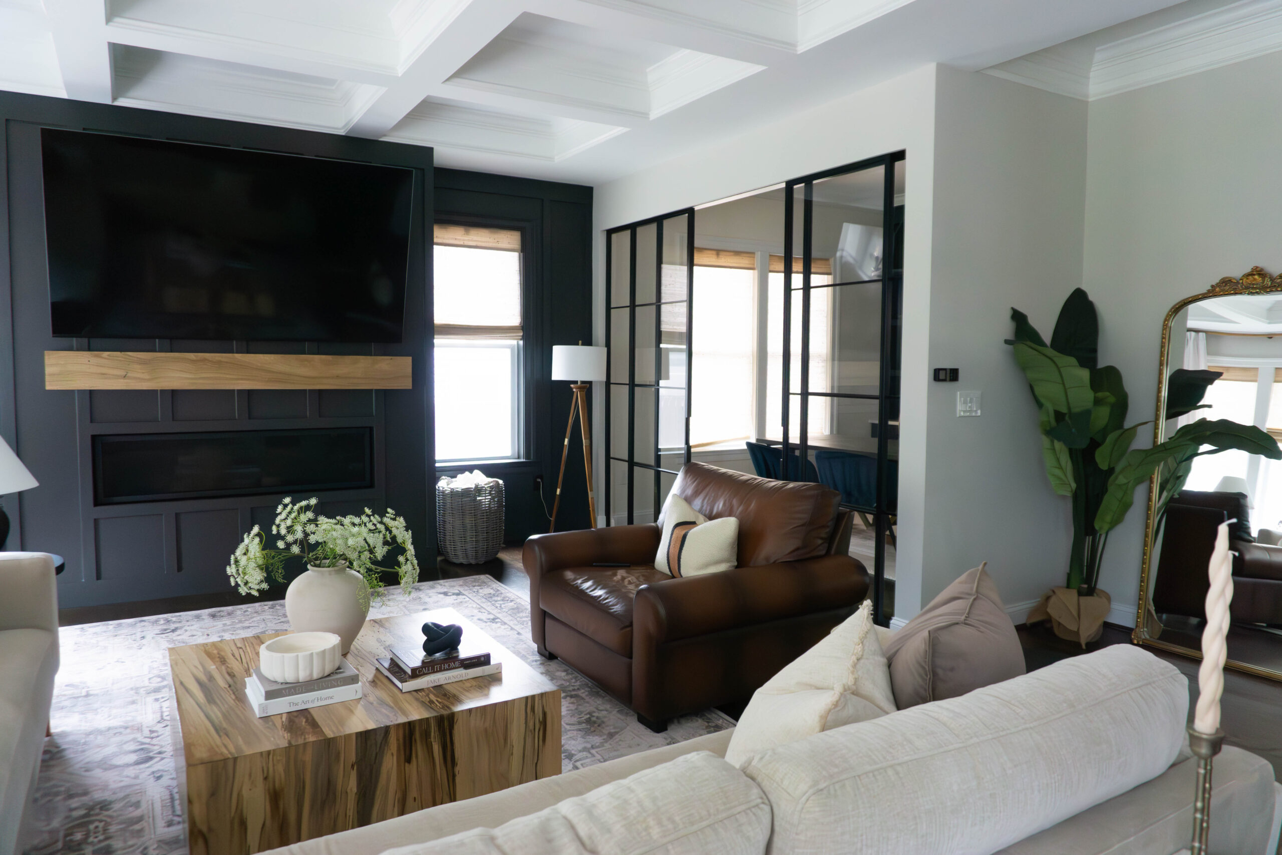 Elegant Living Room Interior