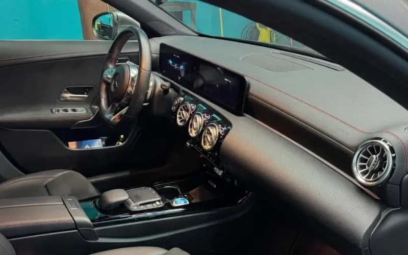 Autoinnenreinigung in Köln