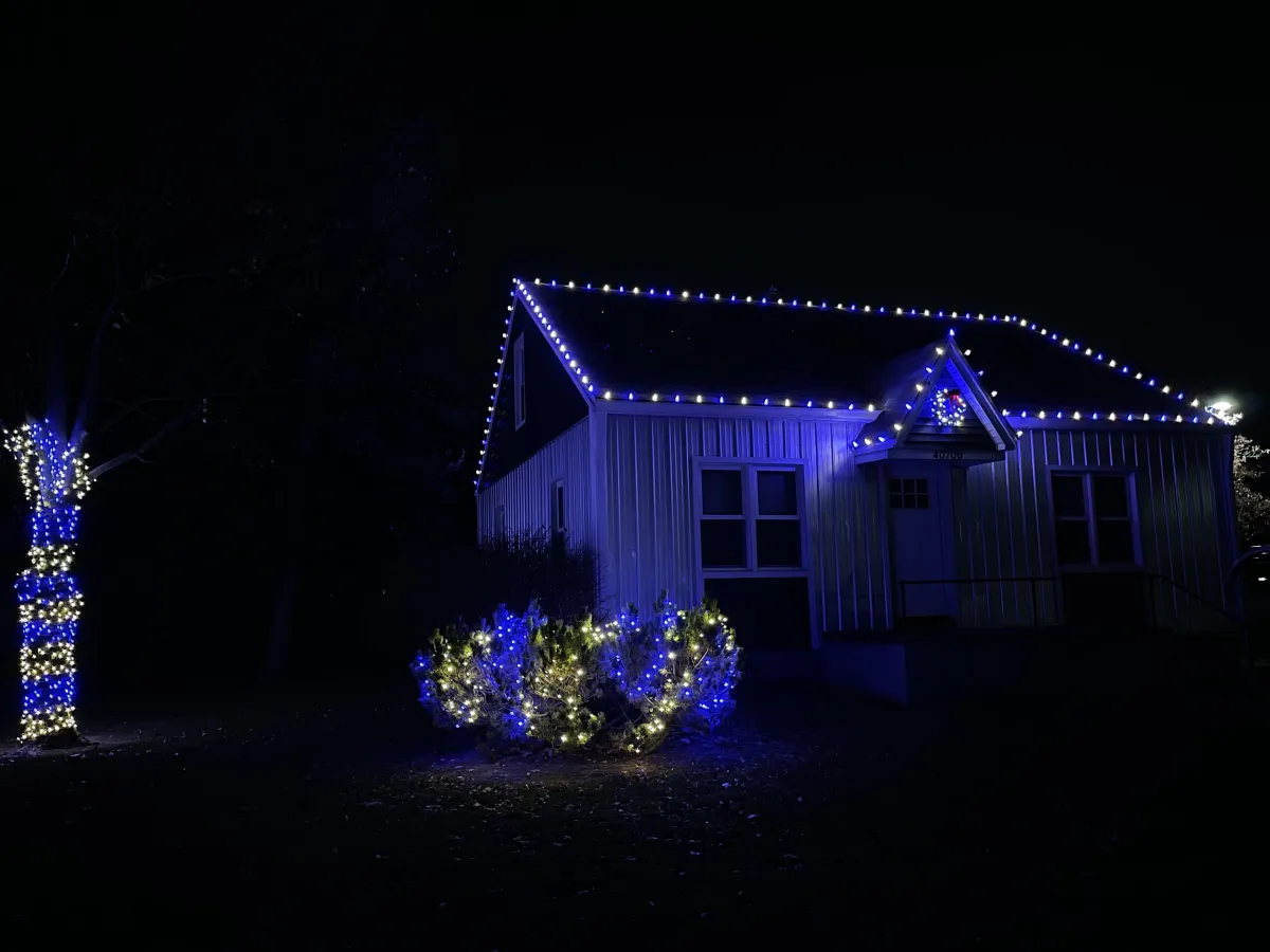 Holiday Lighting in Sterling Heights, MI