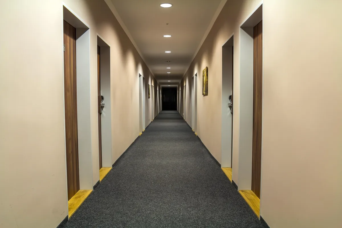 hallway cleaning in Peabody MA