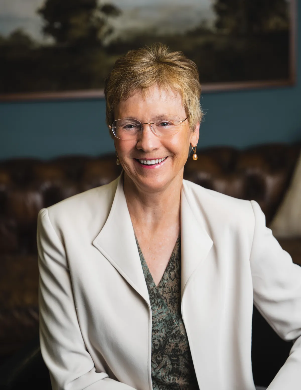 photo of Lori Selby