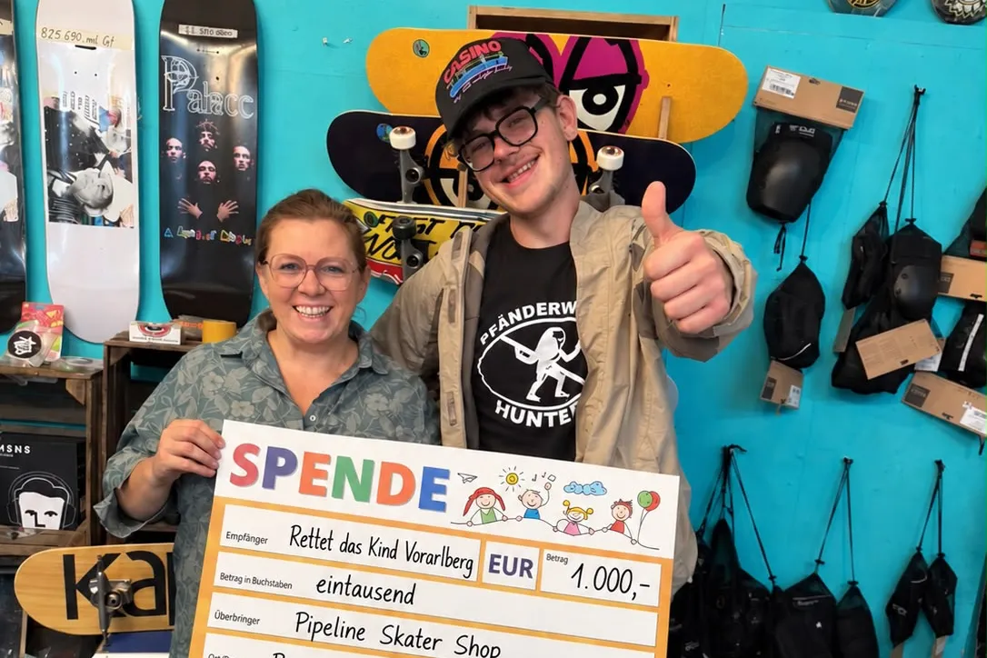 Scheckübergabe Pipeline Skatershop Bregenz