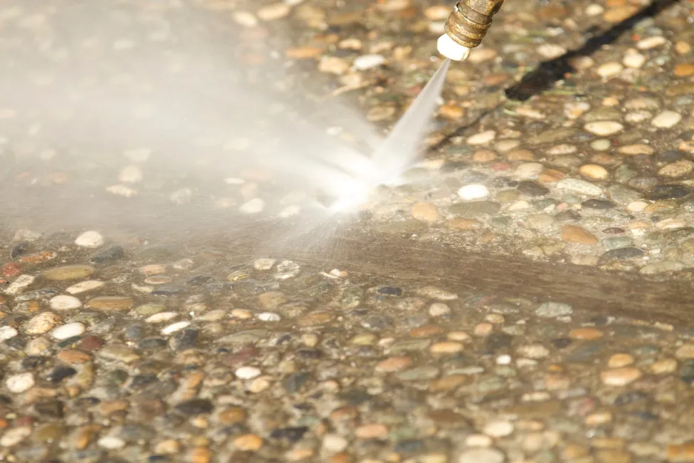 clean driveway with pressure washing