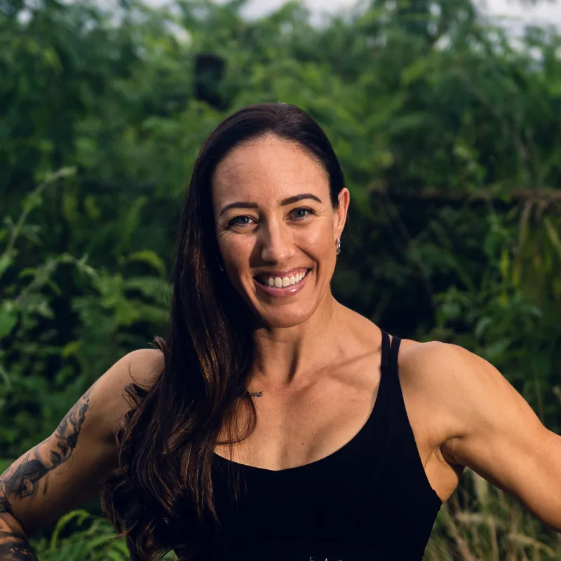 Angela from Grit N Glow - Glow Party Host Headshot