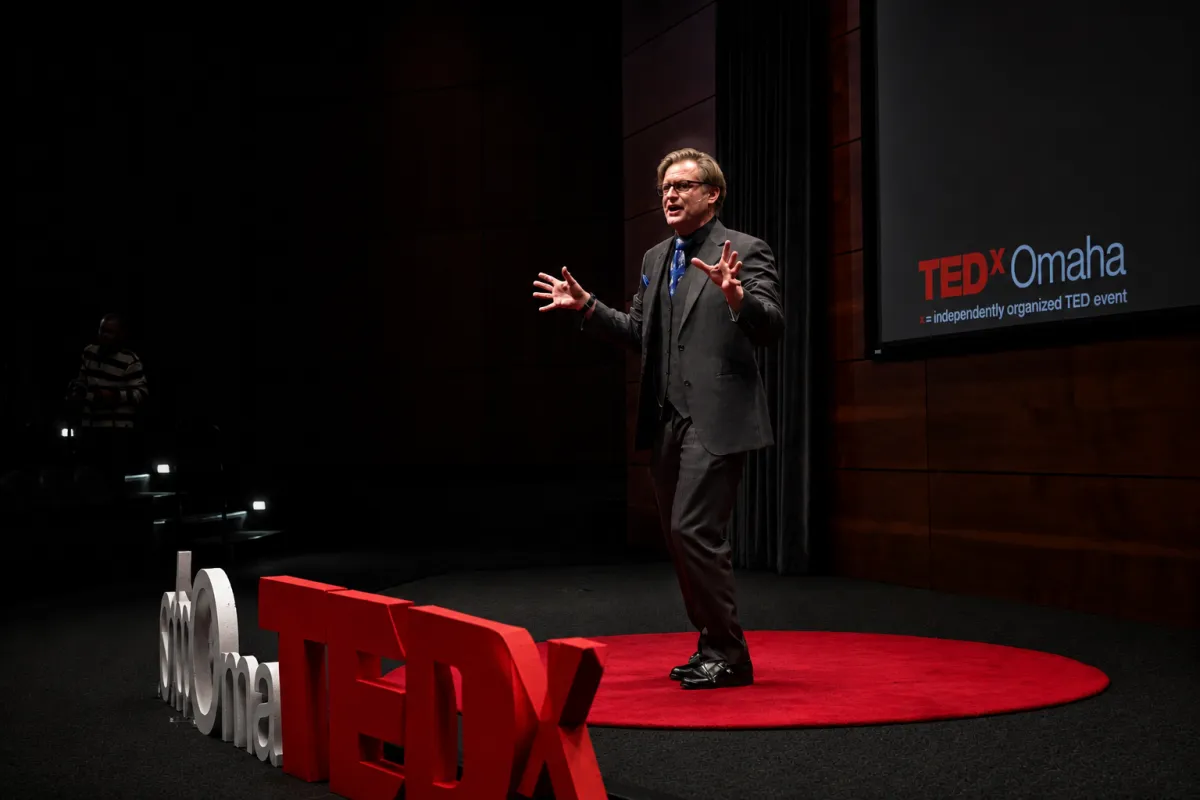 Nebraska Keynote Speaker | The Amazing Arthur