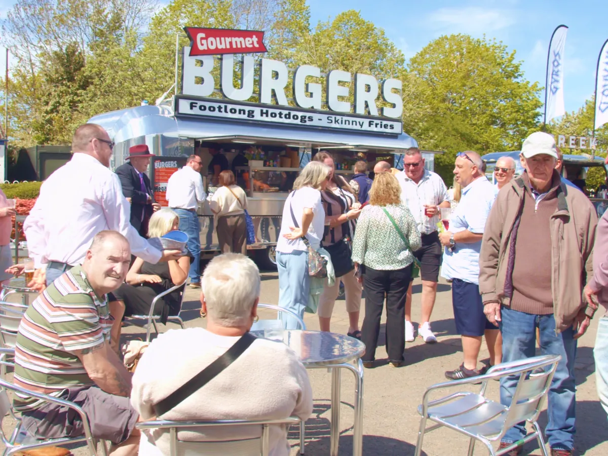 gourmet-street-kitchen-chefs