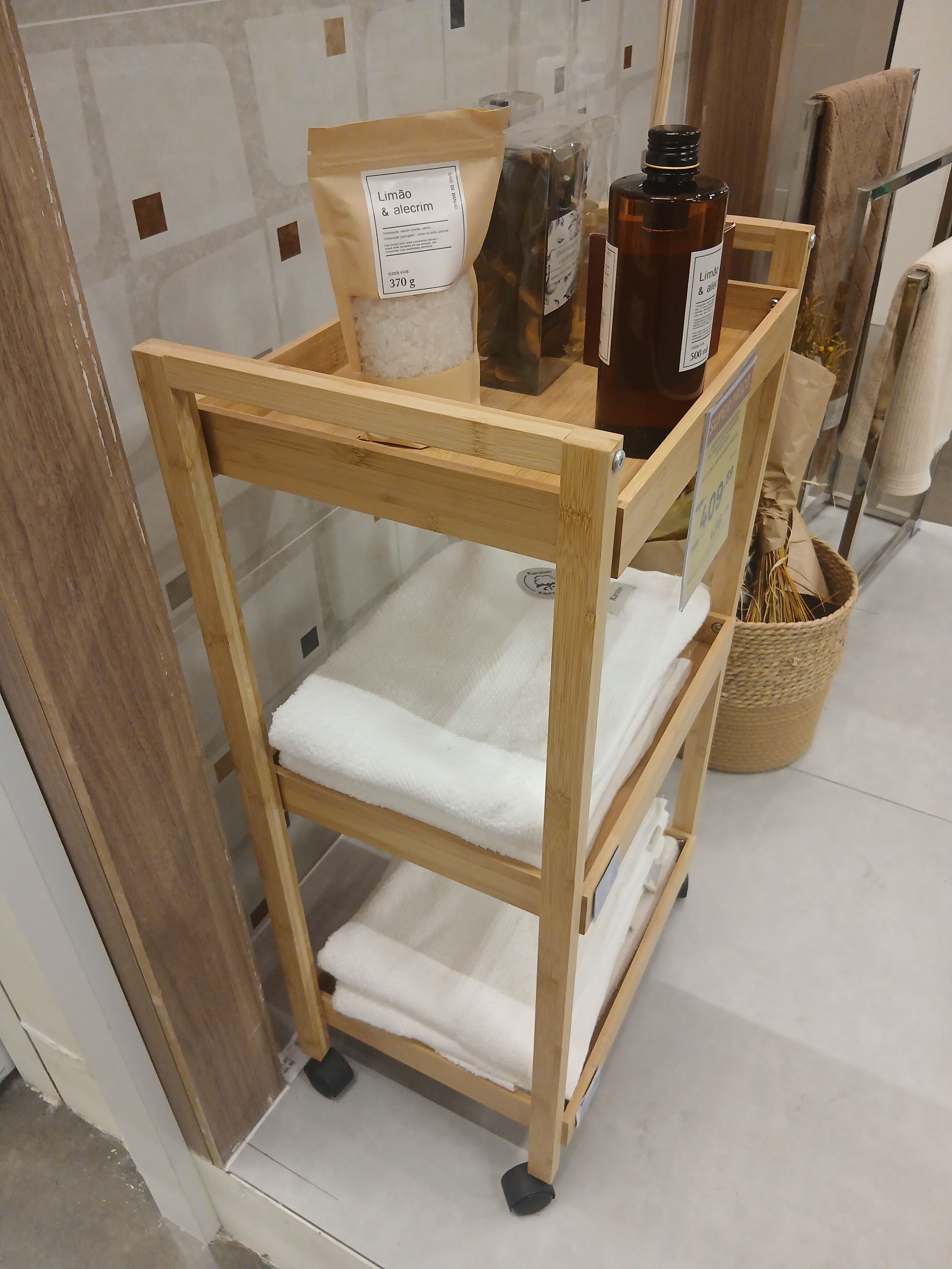 The Uncluttered Beauty Station