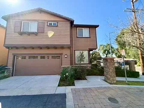 Spacious 5-Bedroom Rental Home in Northridge, CA – Your Ideal Family Retreat